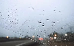 Prakiraan Cuaca Malang Raya: Pagi Cerah Berawan, Waspada Hujan Ringan di Siang Hari Foto BeritaJatim.com
