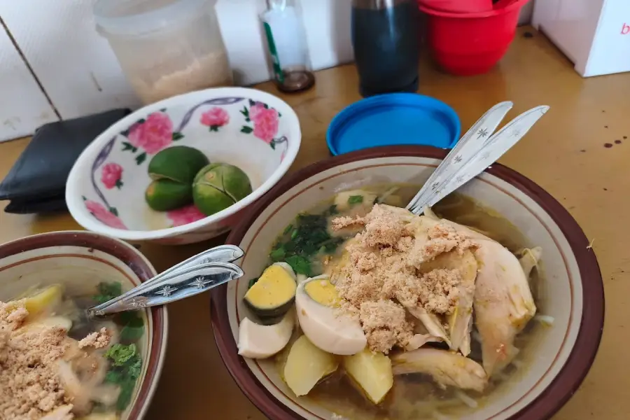 Soto Lamongan Resmi Tercatat sebagai Kekayaan Intelektual Komunal Foto BeritaJatim.com