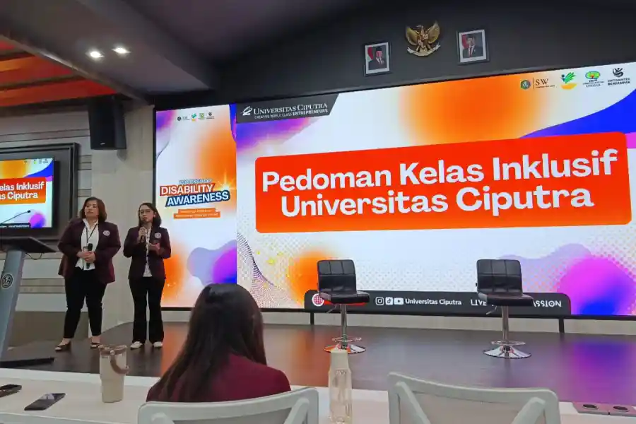 Tinggalkan Cara Lama, UC Surabaya Bangun Kampus Inklusif Berbasis Sistem Data Foto BeritaJatim.com