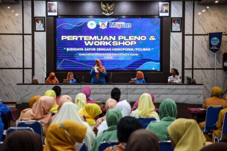 Perempuan Kreatif dan Produktif, GOW Kota Kediri Gelar Pelatihan Hidroponik Foto BeritaJatim.com