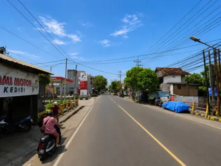 Jembatan Kaliombo I Ditutup Total 7 Bulan, Dishub Kota Kediri Siapkan Rekayasa Lalu Lintas Foto BeritaJatim.com