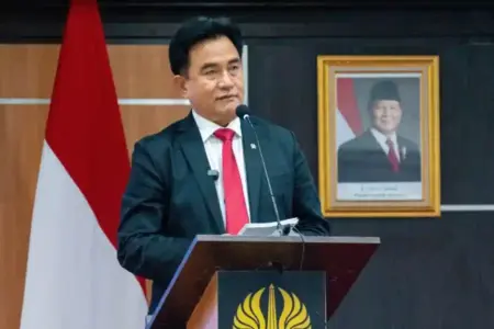 Di Unesa, Menko Yusril Dorong Penguatan Regulasi Ekonomi Digital Foto BeritaJatim.com