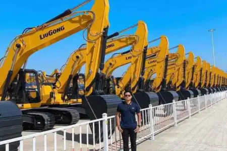 Mengenal Bagas Abiyyu, Branch Manager Alat Berat Termuda asal Surabaya Foto BeritaJatim.com