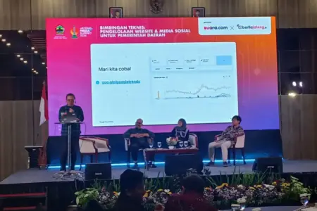Jateng Media Summit 2026, Pemda Diminta Susun Strategi Komunikasi Berbasis Data dan AI Foto BeritaJatim.com