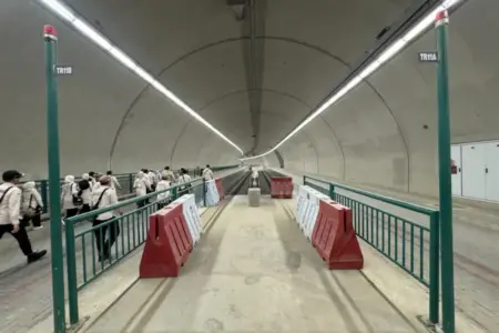 Rekayasa Jalur Satu Arah Jamarat Lantai 3 Jamin Keselamatan Jemaah Haji di Mina Foto BeritaJatim.com