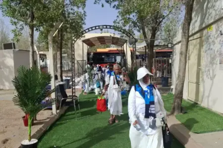 Simak Trik Dinginkan Tubuh Mandiri bagi Jemaah Haji, Antisipasi Cuaca Panas Ekstrem di Arafah Foto BeritaJatim.com
