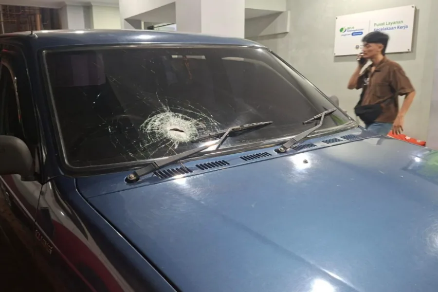 Warga Lumajang Diteror Pelemparan Batu di Jalan Raya, Semalam 3 Mobil Jadi Sasaran Foto BeritaJatim.com