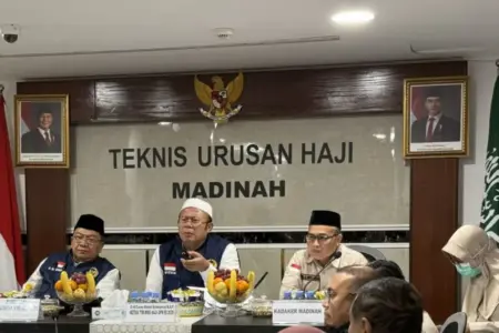Timwas DPR RI Puji Wajah Baru Layanan Haji 2026, Jemaah Reguler Tempati Hotel Premium Foto BeritaJatim.com
