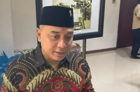Wali Kota Surabaya Eri Cahyadi Intruksikan Inspektorat Periksa Camat dan Lurah Foto BeritaJatim.com