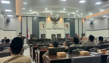 Kursi DPRD Dapil 4 Berganti, KPU Kabupaten Blitar Terima Surat Pengajuan PAW Foto BeritaJatim.com