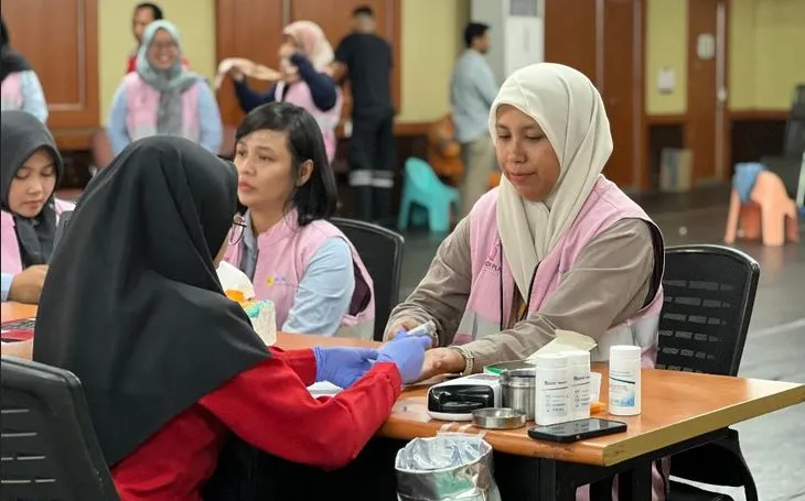 PLN Nusantara Power Tanjung Awar-Awar dan PMI Tuban Gelar Donor Massal Foto BeritaJatim.com