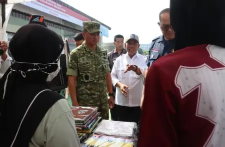 Resmi Beroperasi, Asrenum Panglima TNI Tinjau KDMP di Blitar Foto BeritaJatim.com