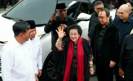 Nostalgia di Istana Gebang Blitar, Menanti Megawati di Rumah Bung Karno Kecil Merajut Mimpi Foto BeritaJatim.com