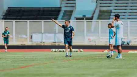 John Herdman Ungkap Strategi Besar Timnas Indonesia di Piala AFF 2026 Foto BeritaJatim.com