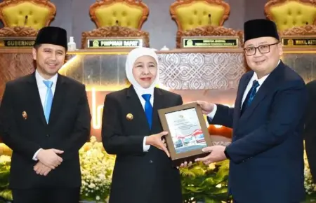 Pemprov Jatim Raih Opini WTP Sebelas Kali Berturut-turut, Begini Kata Khofifah Foto BeritaJatim.com