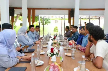 Banyuwangi Siapkan Layanan Konsultasi Kesehatan Gratis 24 Jam via WhatsApp Foto BeritaJatim.com