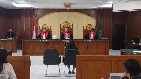 Sidang Dugaan Tindak Pidana Perbankan Eks Pegawai SMBC Probolinggo Masuki Babak Penentuan Foto BeritaJatim.com