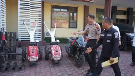 Terungkap! Honorer DKP3 Probolinggo Diduga Terlibat Pencurian Dua Traktor Foto BeritaJatim.com