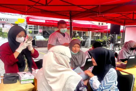 HJKS ke-733, Dafam Pacific Caesar Surabaya Gelar Cek Kesehatan Gratis hingga Lomba Mewarnai Foto BeritaJatim.com