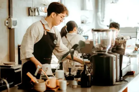 YC2 2026: Pelatihan Barista untuk Pemuda Jawa Timur, Ini Jadwal Pelaksanaan dan Syaratnya Foto BeritaJatim.com
