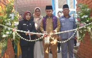 Bupati Mojokerto: Orang Tua Harus Adaptif agar Gen Z Tumbuh Tangguh dan Berkarakter Foto BeritaJatim.com
