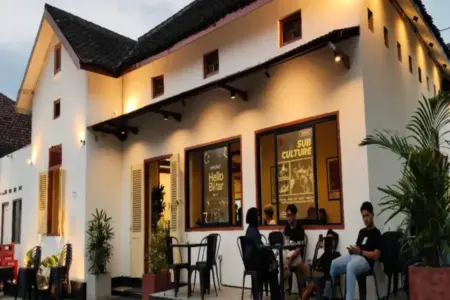 Ubah Aset Terbengkalai Pemkab Blitar, Cafe Onderan Klaim Sumbang PAD 106 Juta Foto BeritaJatim.com