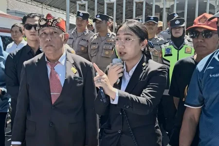Wawali Blitar Elim Tyu Samba Tolak Penghentian Program MBG, Sebut Stunting Turun Drastis Foto BeritaJatim.com