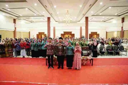 Pemkot Mojokerto Gencarkan Deteksi Dini Kanker Leher Rahim Melalui Seminar dan Sosialisasi HPV DNA Foto BeritaJatim.com