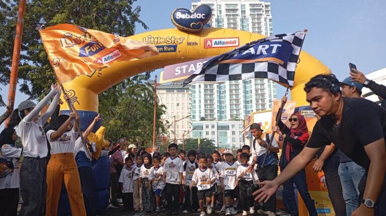 Bebelac dan Alfamidi Gelar Fun Run untuk 700 Anak di Surabaya Foto BeritaJatim.com