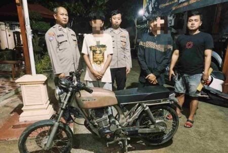 Curi Motor, Dua Remaja Pelayan Warung di Lamongan Harus Berhadapan dengan Hukum Foto BeritaJatim.com