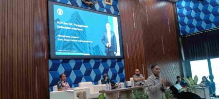 Ubaya Bahas Kebijakan Luar Negeri Republik Indonesia Di Antara Kedaulatan, Risiko Hukum, dan Kekuasaan Eksekutif Foto BeritaJatim.com