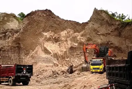 Ngebel Ponorogo Dikepung Tambang Ilegal, Hanya Satu Kantongi Izin Foto BeritaJatim.com