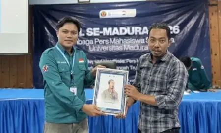 Jurnalisme Digital dan Konvergensi Media Jadi Sorotan DJTL LPM Semesta UNIRA Pamekasan Foto BeritaJatim.com