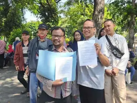 Koalisi Disabilitas Surabaya Desak DPRD Segera Bahas Perda Disabilitas Foto BeritaJatim.com