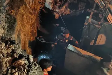 Tragedi Maut Proyek Gorong-Gorong Margorejo, DPRD Surabaya Tuntut Investigasi dan Sanksi Pidana Kontraktor Foto BeritaJatim.com