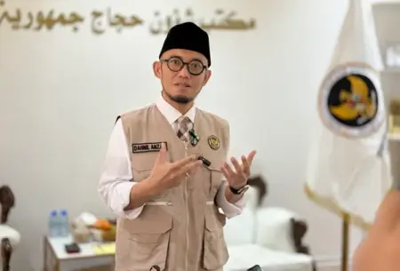 Dahnil Minta Pemda Setop Seremoni Berlebihan: Jemaah Haji Sudah Lelah, Biarkan Cepat Pulang Foto BeritaJatim.com