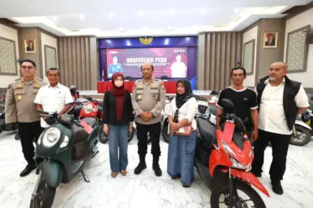 Tanpa Biaya, Polda Jatim Kembalikan Motor Korban Curanmor dan Begal Foto BeritaJatim.com
