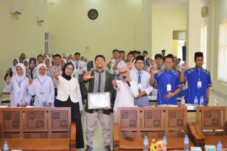 PWI Tuban Gelar Duta Literasi Tingkat SMA Sederajat, Guna Hadapi Era Digital Foto BeritaJatim.com