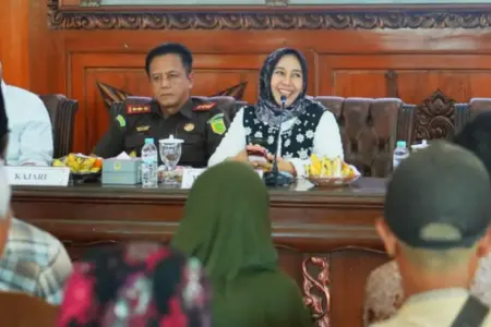 118 Warga Berpenghasilan Rendah di Kota Mojokerto Terima Bantuan Bedah Rumah Tahun 2026 Foto BeritaJatim.com