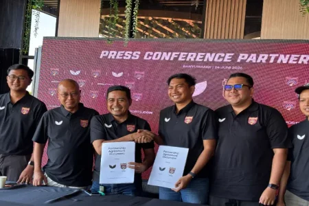 Persewangi Banyuwangi Gandeng Notosport Untuk Apperal Resmi Pemain Foto BeritaJatim.com