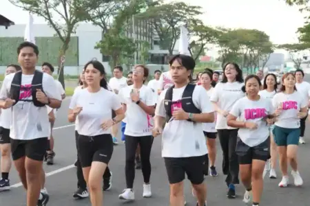 Kampanye Anti Narkoba, Universitas Ciputra Padukan Lari dan Musik Foto BeritaJatim.com
