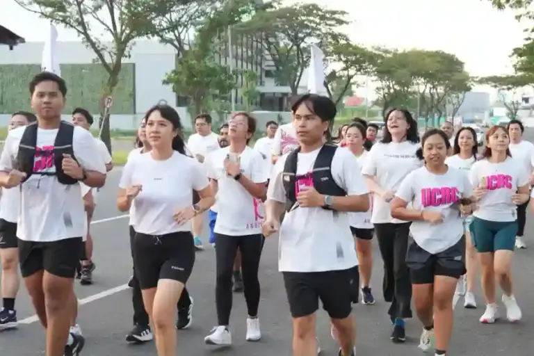 Kampanye Anti Narkoba, Universitas Ciputra Padukan Lari dan Musik Foto BeritaJatim.com
