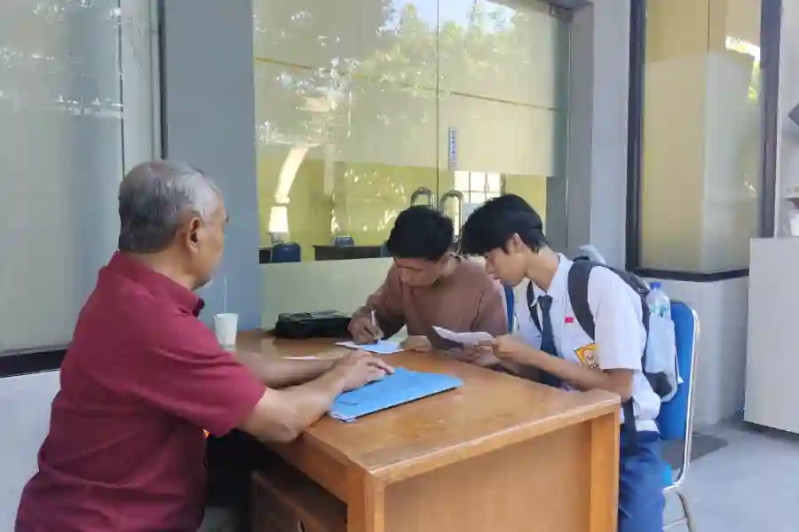 Jalur Domisili SPMB Jatim Ditutup, 54.056 Calon Murid Diterima Foto BeritaJatim.com