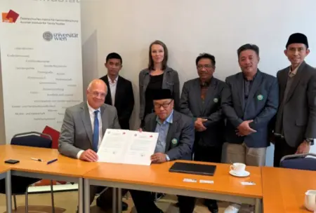 Perkuat Jejaring Eropa, Unisma Gandeng University of Vienna dan OIF Austria Foto BeritaJatim.com