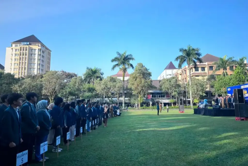 Bawa Berbagai Alat Inovasi, FTAB UB Terjunkan 856 Mahasiswa ke 57 Kelurahan di Malang Foto BeritaJatim.com