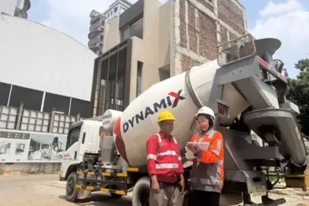SIG Bidik Pasar Renovasi Rumah Lewat MiniMix, Beton Siap Pakai untuk Gang Sempit dan Permukiman Padat Foto BeritaJatim.com