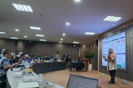 Industri Baterai Indonesia Belum Penuhi Standar Lingkungan Internasional Foto BeritaJatim.com