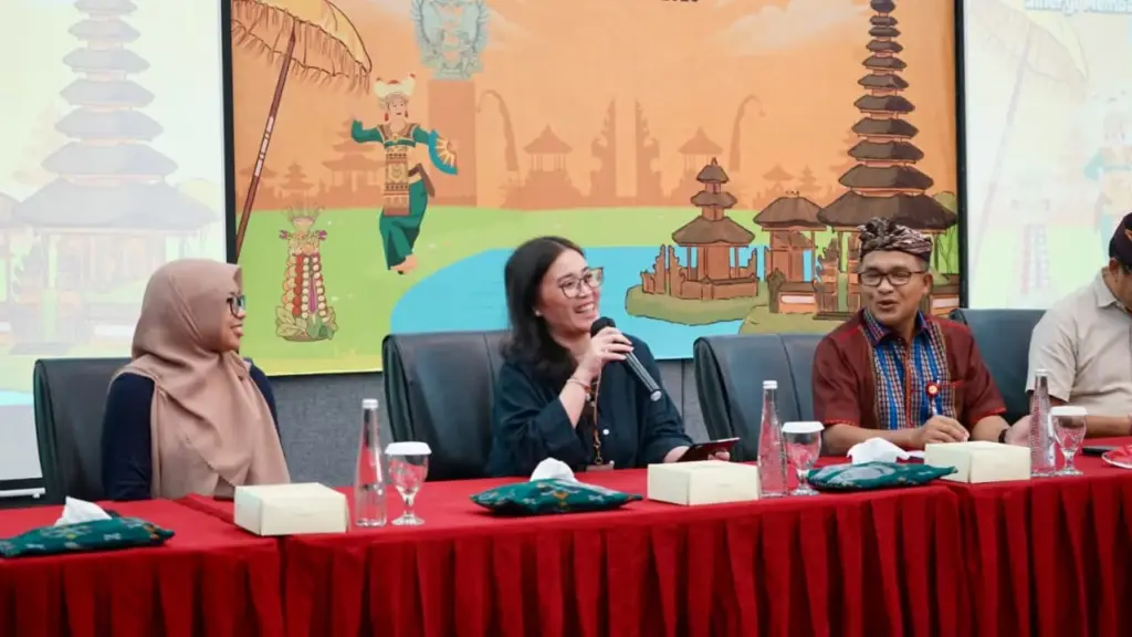 OJK Kediri Perkuat Sinergi Media untuk Dorong Pariwisata dan Ekonomi Kreatif Berkelanjutan Foto BeritaJatim.com