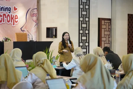 Penanganan Stroke Diperkuat, Nakes Puskesmas Kota Kediri Ikuti OJT Selama Tiga Hari Foto BeritaJatim.com