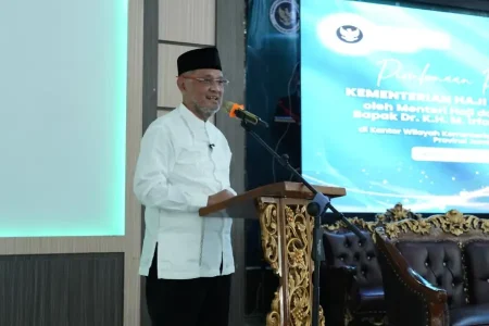 Berikan Pembinaan di Jambi, Menhaj Tegaskan Ukuran Keberhasilan Haji Adalah Jemaah Tidak Kebingungan Foto BeritaJatim.com